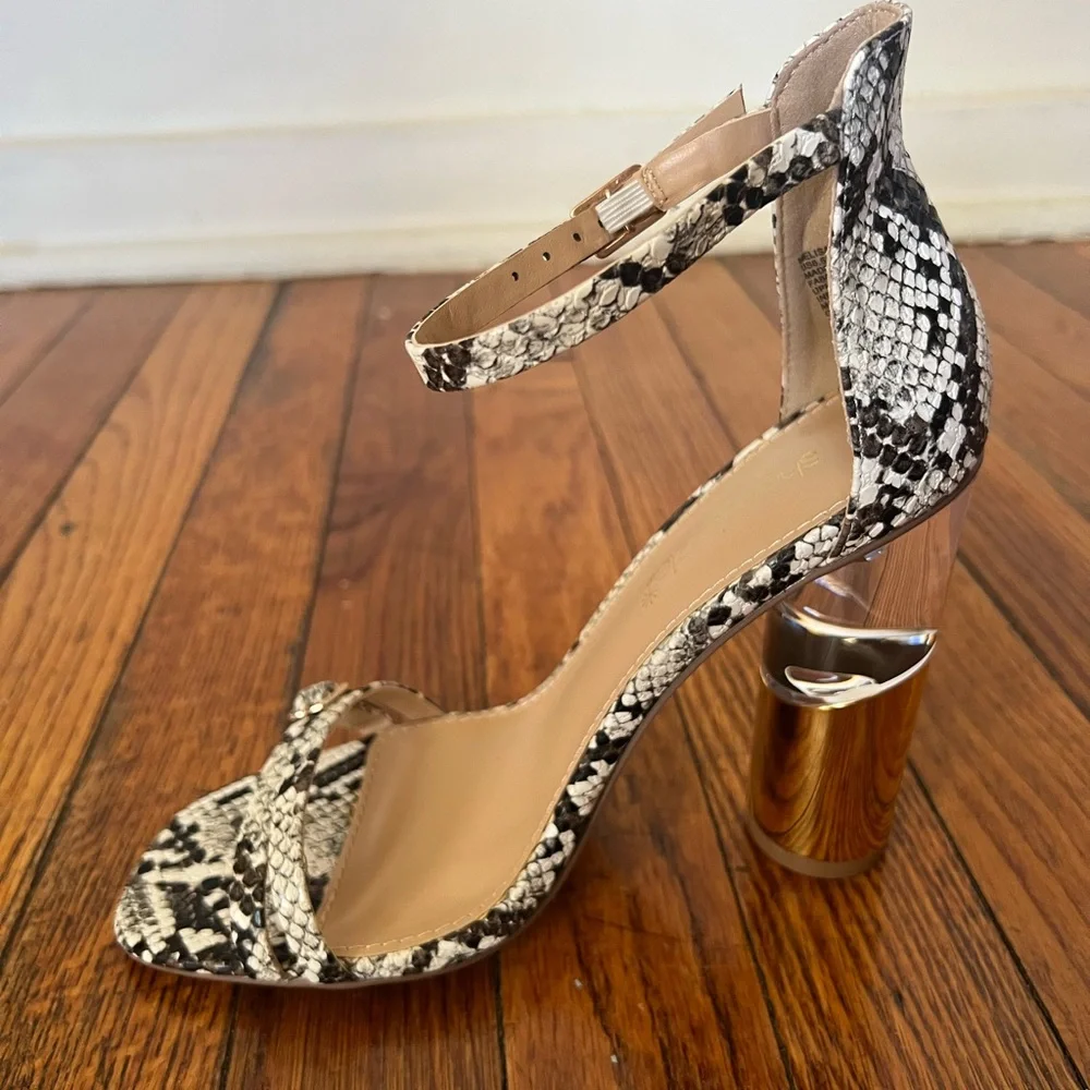 Shoe Dazzle Black and White Snakeskin Heels with Gold Block Heel - Picture 1 of 6